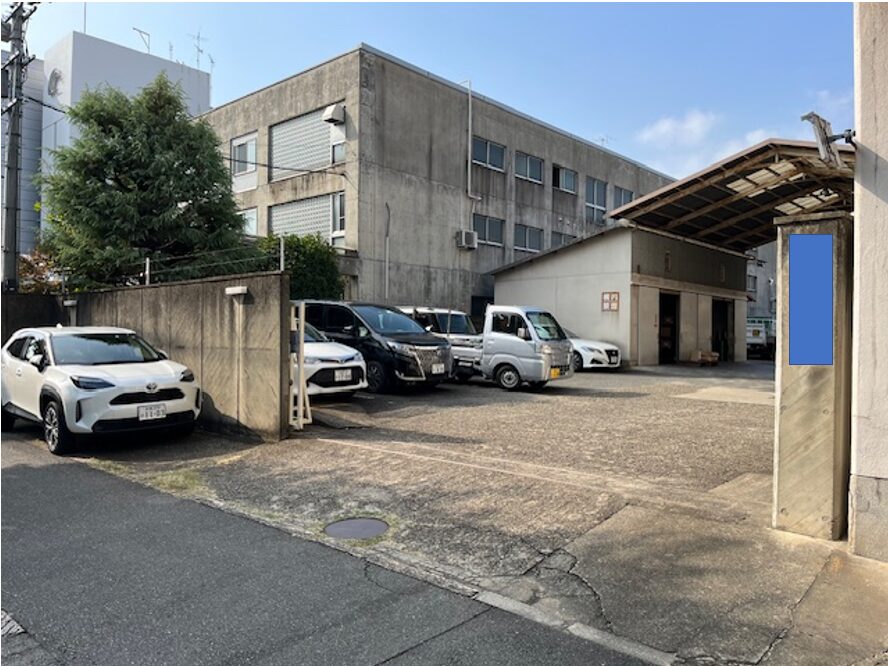 工場の門扉工事ビフォー1